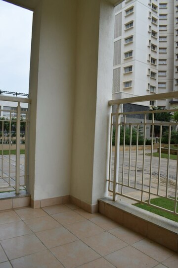 Balcony in 4 BHK Apartment at Prestige Fairfield, Rmv 2nd Stage – for Rent