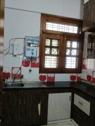 Kitchen in 2 BHK Independent House at Gomti Nagar – for Rent