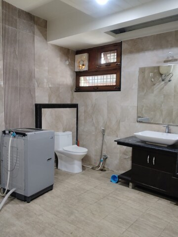 Bathroom in 2 BHK Independent House at Gomti Nagar – for Rent