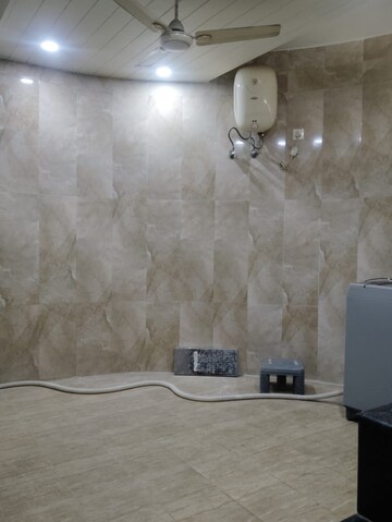Bathroom in 2 BHK Independent House at Gomti Nagar – for Rent