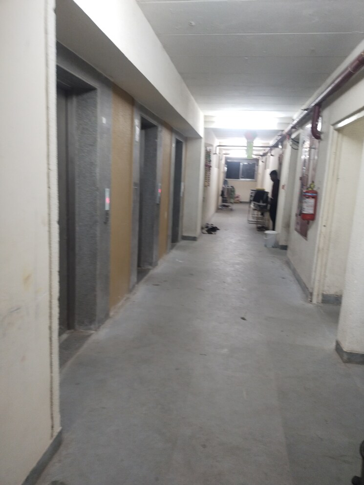 Room, mhada-bombay-dyeing-mill 1 Bedroom 230 Sq.Ft. Apartment In Wadala Mumbai 8363754