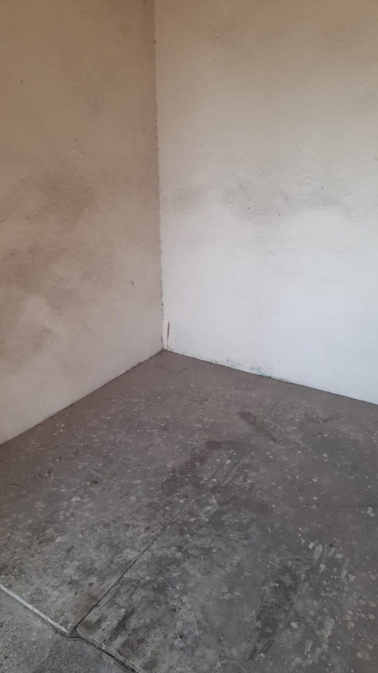 Room, ip extension 3 Bedroom 1200 Sq.Ft. Apartment In Ip Extension Delhi 8363863