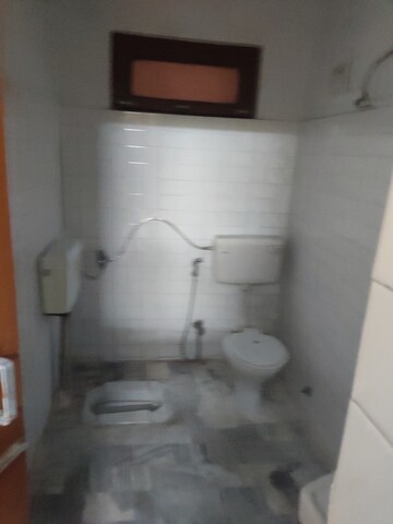 Bathroom in 2.5 BHK Independent House at Aliganj – for Rent