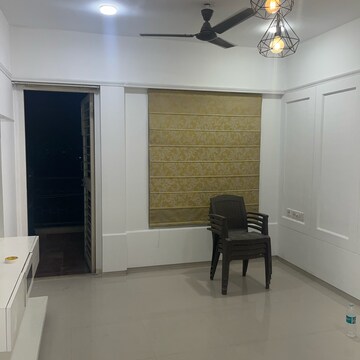 Room in 2 BHK Apartment at Nyati Evita, Madhav Nagar – for Rent