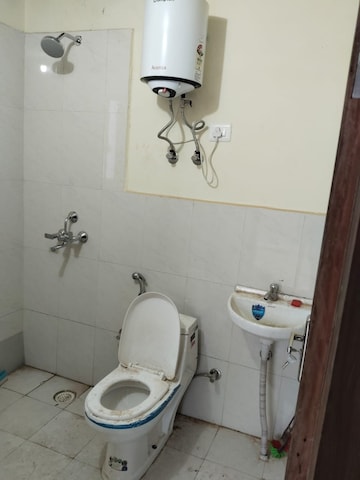 Bathroom in 2 BHK Apartment at Pyramid Elite, Sector 86 – for Rent