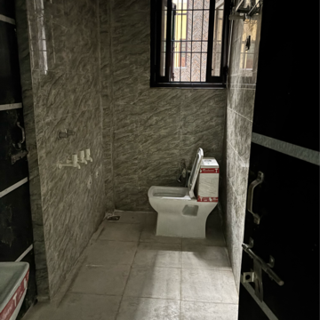 Bathroom in 1 RK Builder Floor at Alpha Ii Greater Noida – for Rent