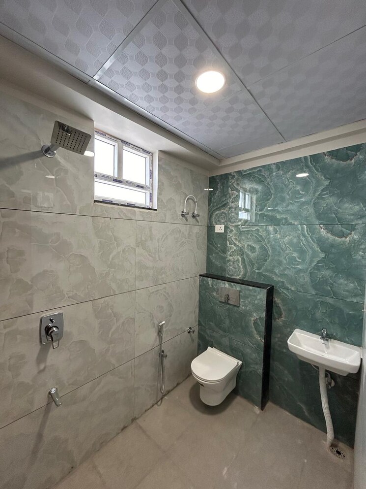 Bathroom, ajmer road 3 Bedroom 1350 Sq.Ft. Apartment In Ajmer Road Jaipur 8363954