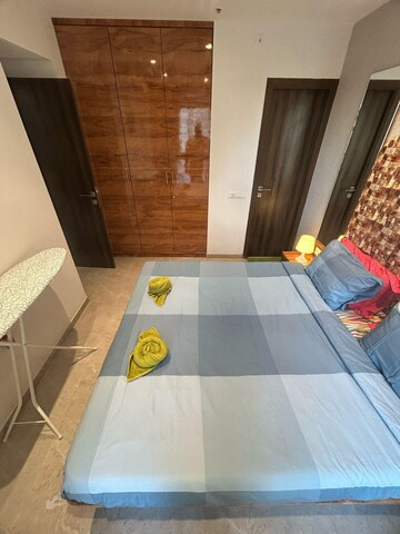 Master Bedroom in 1 BHK Apartment at Hiranandani Regent Hill, Powai – for Rent