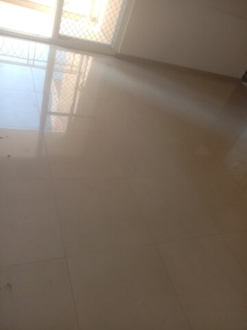 Room in 2 BHK Apartment at Mahagun Mywoods, Sector 16c Greater Noida – for Rent