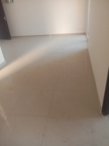 Room in 3 BHK Apartment at Mahagun Mywoods, Sector 16c Greater Noida – for Rent