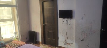 Furnished Amenities in 3 BHK Apartment at Mahagun Mywoods, Sector 16c Greater Noida – for Rent