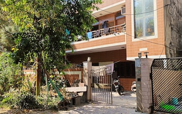 6+ BHK Independent House For Sale in Sector 55