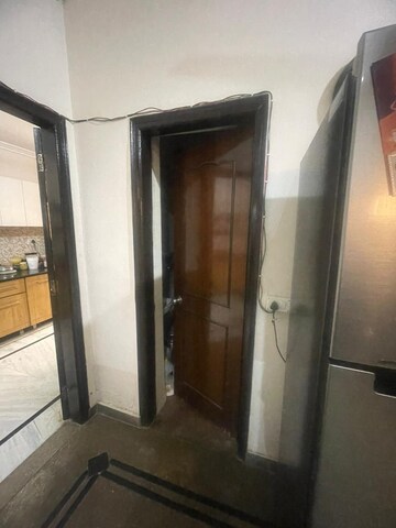 Building Lobby in 5 BHK Villa at SS Mayfield Gardens, Sector 51 – for Rent