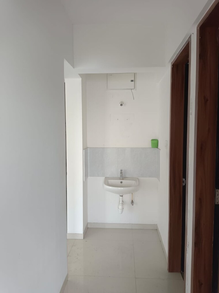 Bathroom, kool-homes-signature 3 Bedroom 1110 Sq.Ft. Apartment In Undri Pune 8364142