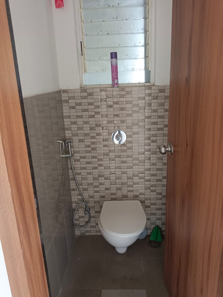 Bathroom, kool-homes-signature 3 Bedroom 1110 Sq.Ft. Apartment In Undri Pune 8364142