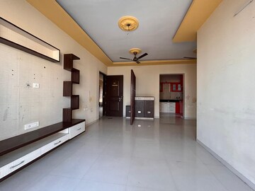 Room in 3 BHK Apartment at Kool Homes Signature, Undri – for Rent