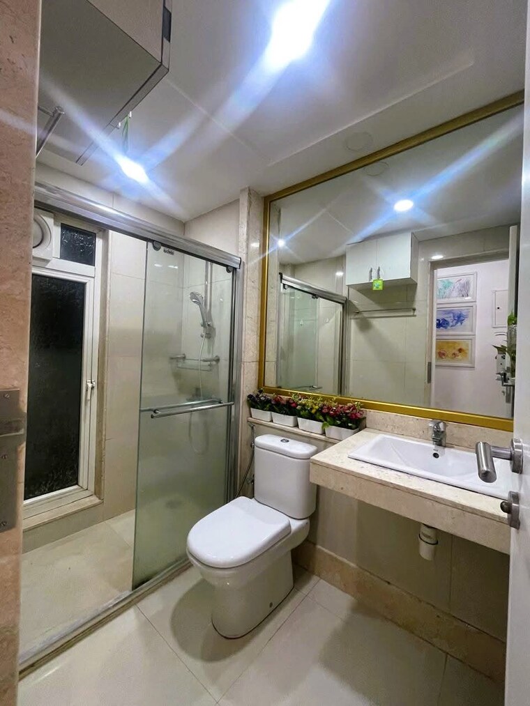Attached Bathroom, hiranandani-astra 2 Bedroom 950 Sq.Ft. Apartment In Ghodbunder Road Thane 8364203