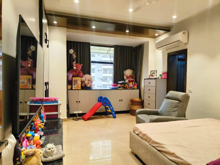 Living Room, nitishree-lotus-pond-blessed-homes 3 Bedroom 1955 Sq.Ft. Apartment In Vaibhav Khand Ghaziabad 8364265