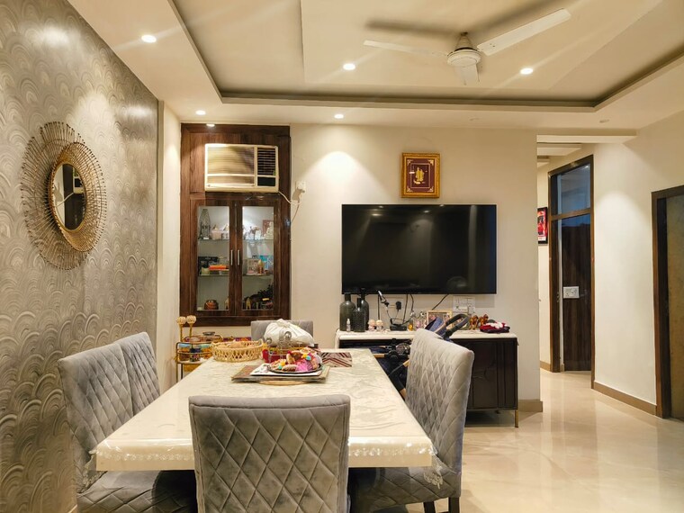 Bedroom, nitishree-lotus-pond-blessed-homes 3 Bedroom 1955 Sq.Ft. Apartment In Vaibhav Khand Ghaziabad 8364265