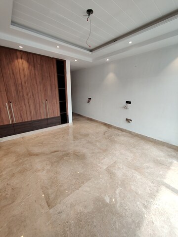 Bedroom in 3 BHK Apartment at Vasant Kunj – for Sale