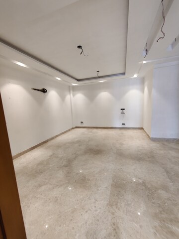 Bedroom in 3 BHK Apartment at Vasant Kunj – for Sale