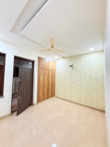 Room in 3 BHK Villa at Mansarovar Extension – for Sale