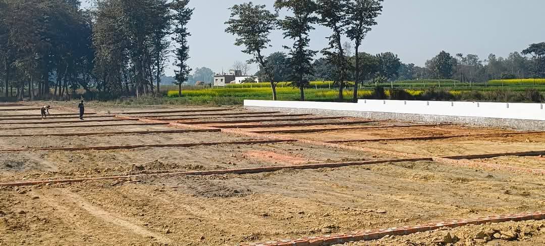 Plot For Sale in Gaur Yamuna City