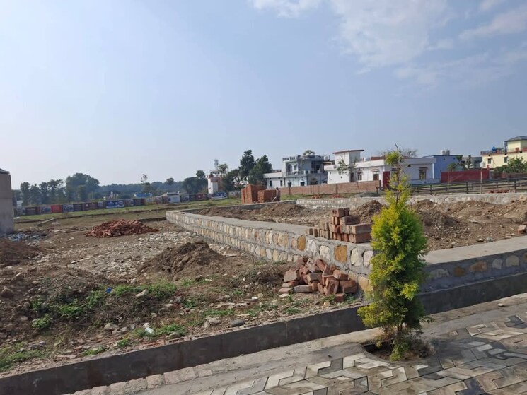 undefined, gaur-yamuna-city  190 Sq.Yd. Plot In Gaur Yamuna City Greater Noida 8364252