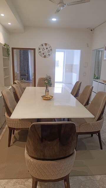 Master Bedroom in 4 BHK Apartment at SS Linden, Sector 84 – for Sale