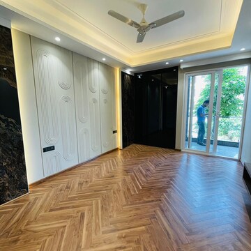 Bedroom in 4 BHK Builder Floor at Ansal API Esencia, Sector 67 – for Sale