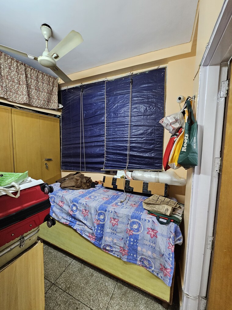 Bedroom, vikas puri 2.5 Bedroom 120 Sq.Yd. Apartment In Vikas Puri Delhi 8364288