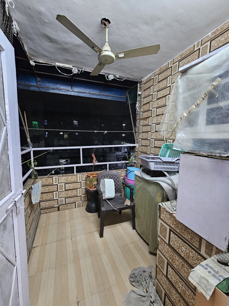 undefined, vikas puri 2.5 Bedroom 120 Sq.Yd. Apartment In Vikas Puri Delhi 8364288