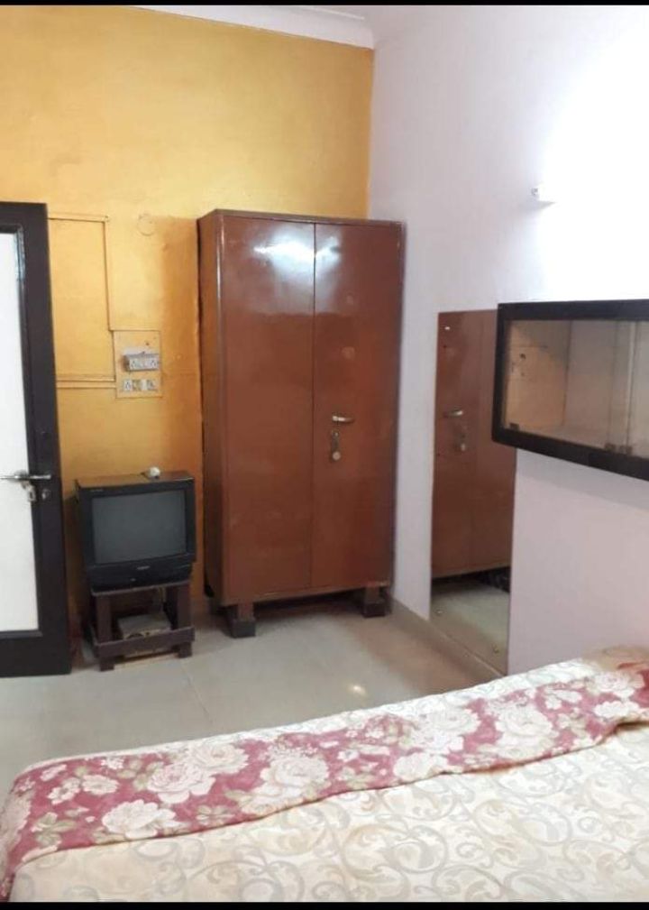 2 BHK Builder Floor For Sale in Nehru Place
