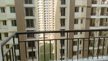 2.5 BHK Apartment – Exterior View View at Amrapali Golf Homes, Sector 4, Greater Noida - for Rent