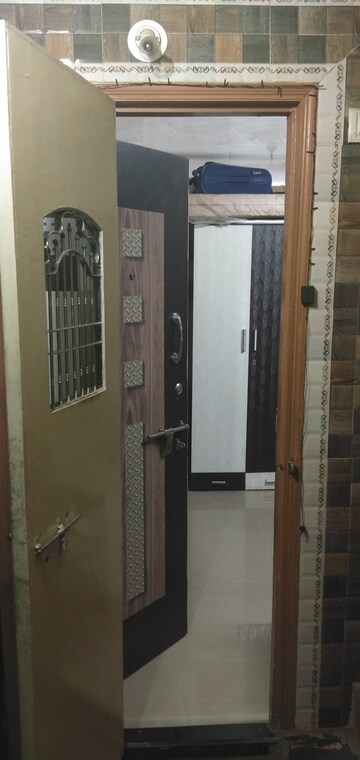 Bathroom in 2 BHK Apartment at Sai Brindavan CHS, Kalyan West – for Rent