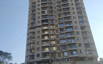 2 BHK Apartment For Rent in Chheda Palladium, Borivali West