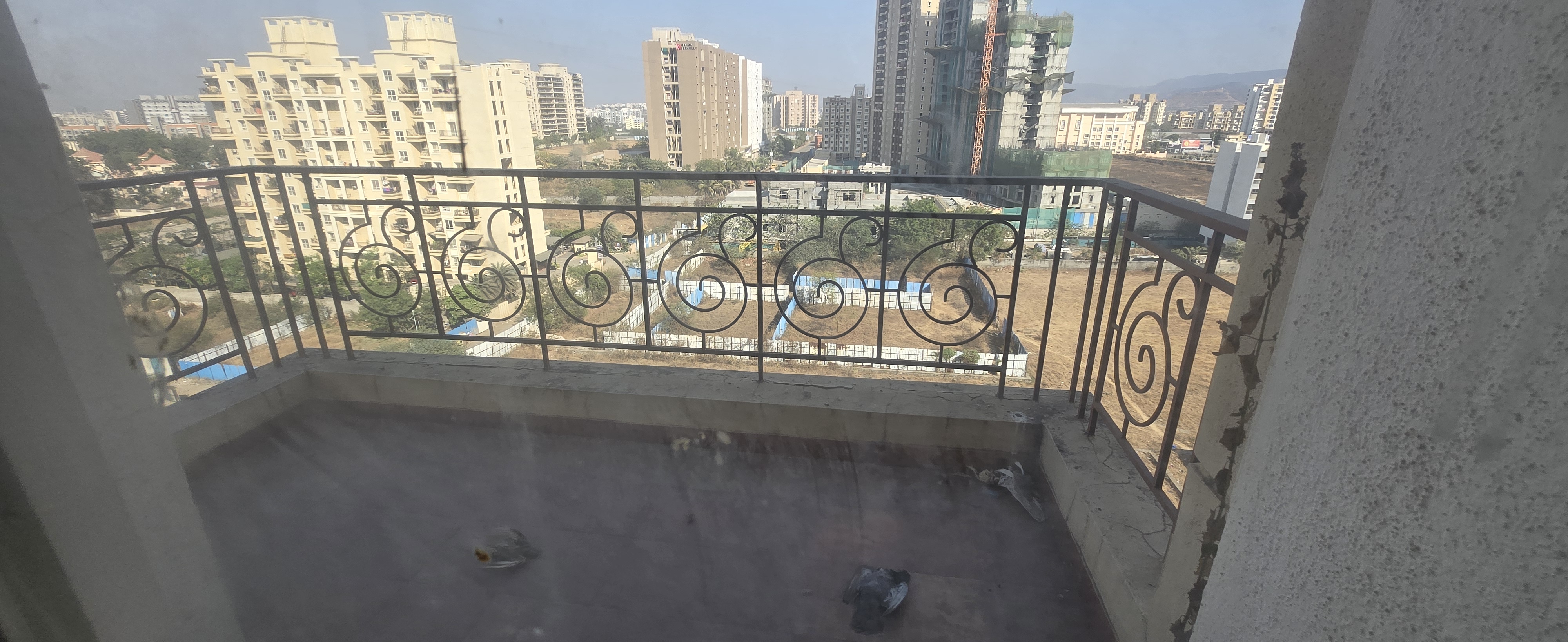 2 BHK + Extra Room 1100 Sq.Ft. Apartment in Mantra Ira