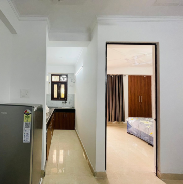 Room in 1 BHK Builder Floor at Saket – for Rent