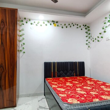 Bedroom in 1 BHK Builder Floor at Saket – for Rent