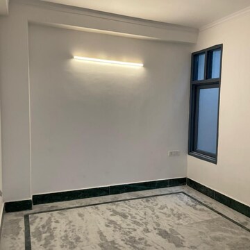 Room in 1 BHK Builder Floor at Saket – for Rent