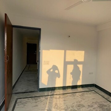 Room in 1 BHK Builder Floor at Saket – for Rent
