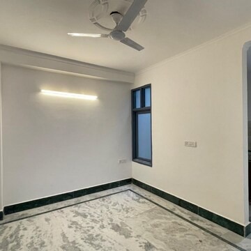 Room in 1 BHK Builder Floor at Saket – for Rent