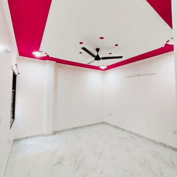 Room in 1 BHK Builder Floor at Saket – for Rent