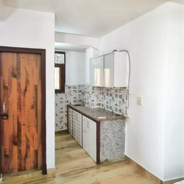 Room in 1 RK Builder Floor at Saket – for Rent