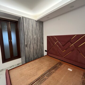 Bedroom in 3 BHK Builder Floor at Chattarpur – for Rent
