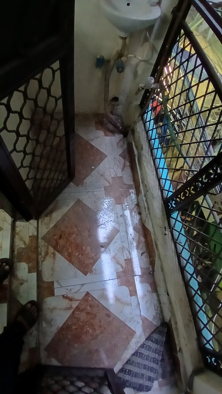 Balcony, batla house 2 Bedroom 495 Sq.Ft. Builder Floor In Batla House Delhi 8364477