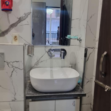 Bathroom in 1 BHK Apartment at Patiala Road – for Rent