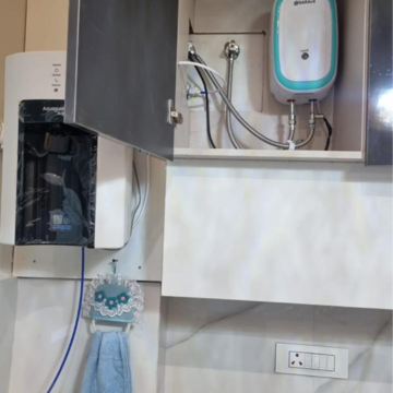 Furnished Amenities in 1 BHK Apartment at Patiala Road – for Rent