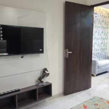 Bedroom in 1 BHK Apartment at Patiala Road – for Rent