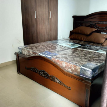 Bedroom in 1 BHK Apartment at Singla South City, Vip Road – for Rent
